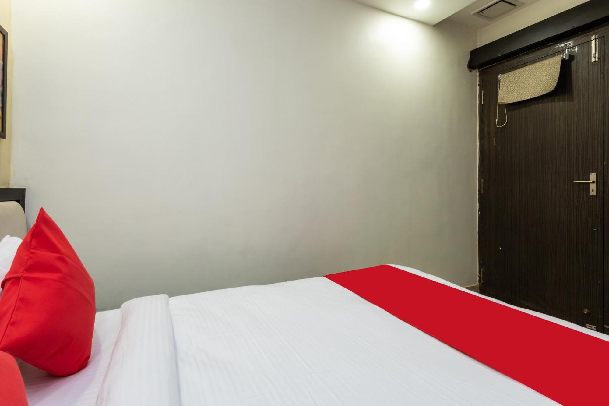 Spot On Hotel Trishla Bhopál Kültér fotó